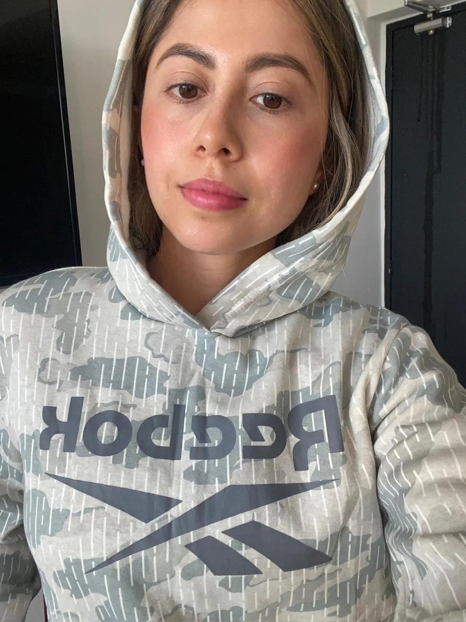 Buzo/Hoodie Reebook Identity Big — vista 3