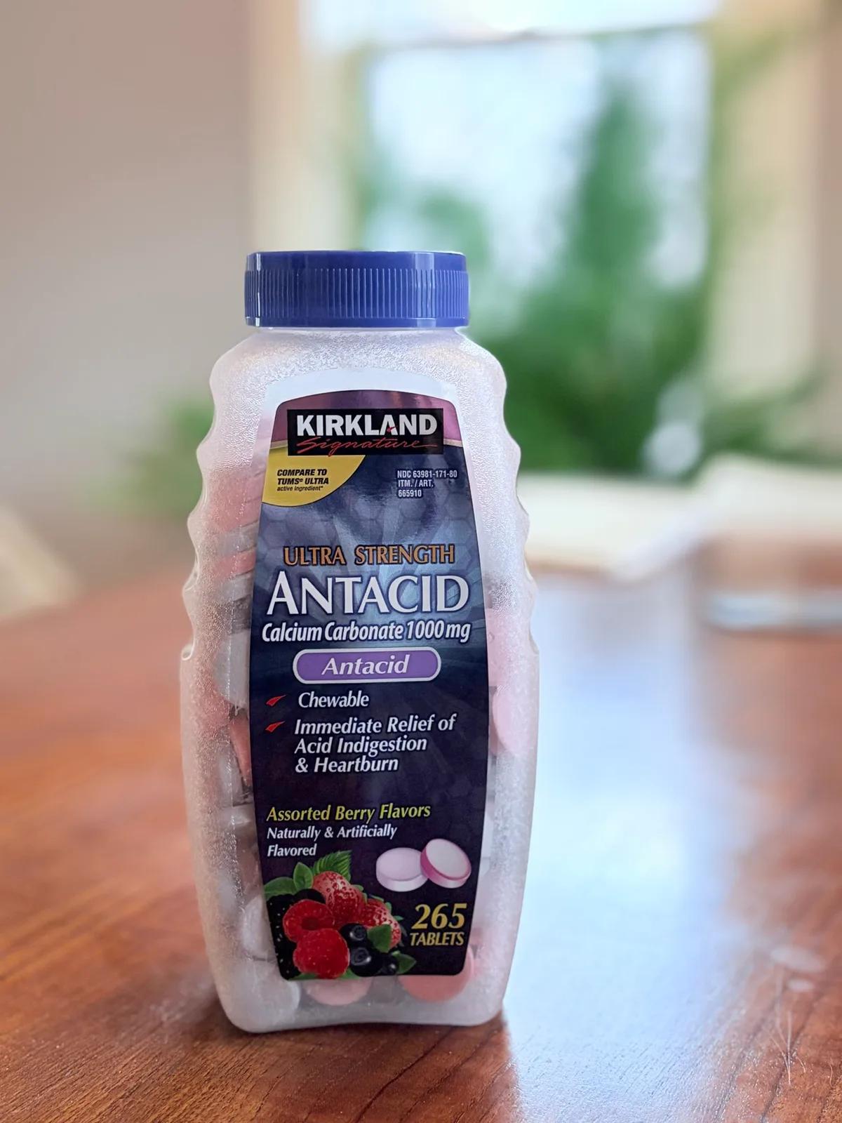 Antiácido Masticable Surtido Kirkland Signature (265 tabletas)