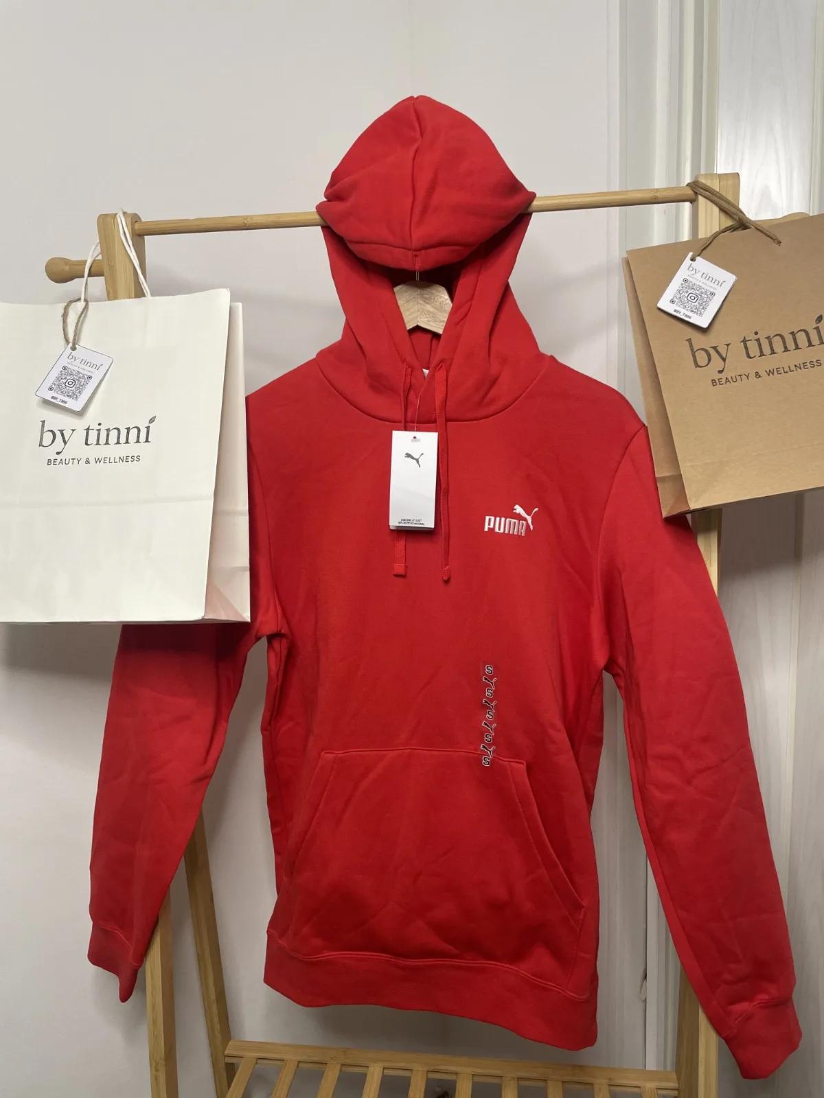 Buzo Hoodie Puma Essentials con logo pequeño — vista 4