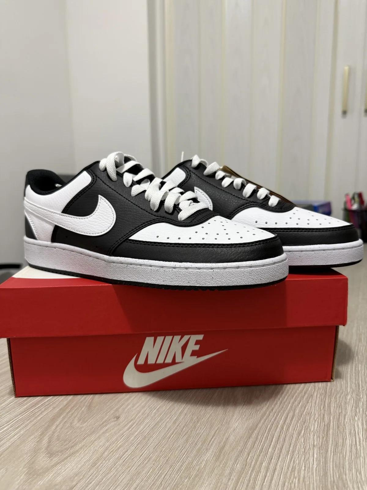 Tenis Nike Court Vision Lo NN Black/White Unisex — vista 3